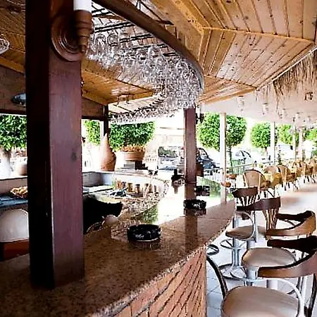 מלון דירות Ada-1 אלאניה