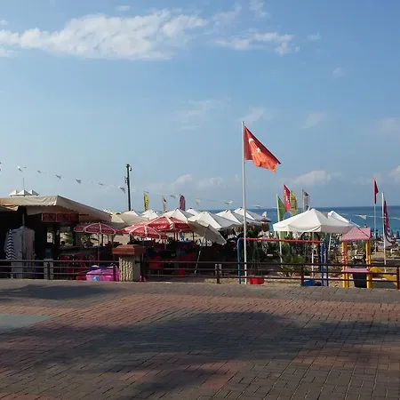 Lägenhetshotell Ada-1