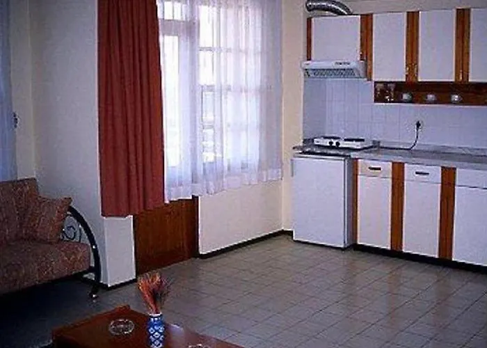 Ada-1 Lägenhetshotell