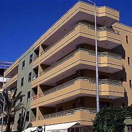 Ada-1 Apart Hotel 3*